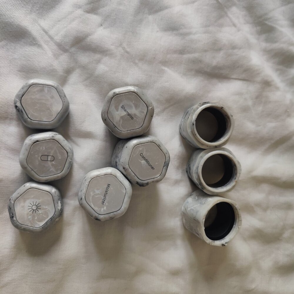 NEW Cadence Travel Containers Discovery Flex 9 Magnetic Capsule Granite Limited